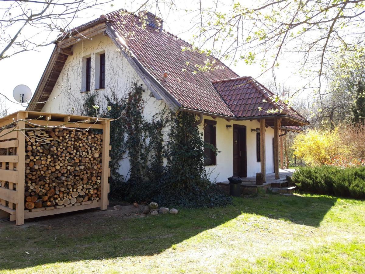 Willa Dom koło Rewala Paprotno Zewnętrze zdjęcie
